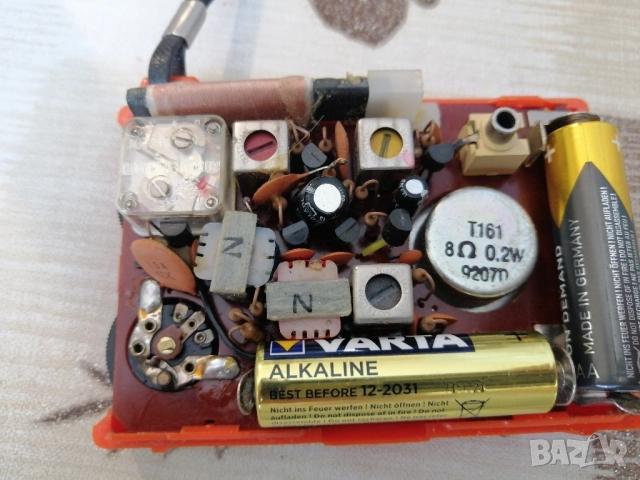 Ретро AM радио SANYO RP1280, снимка 7 - Радиокасетофони, транзистори - 51708830