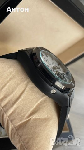 Продавам Hublot Модел Classic Tourbillon  Black, снимка 2 - Мъжки - 34807319