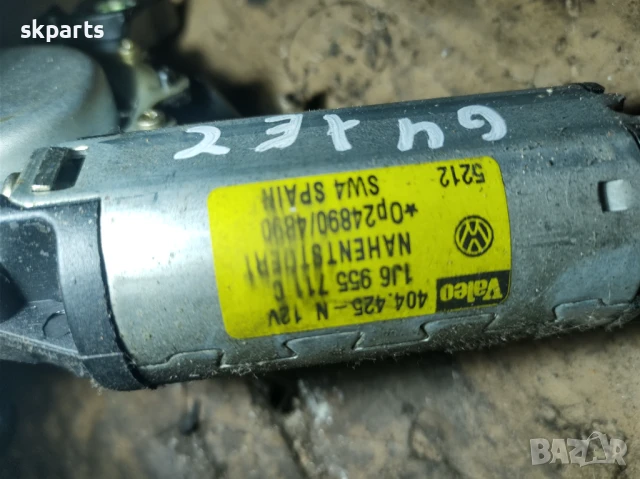 Моторче задна чистачка Volkswagen Golf 4 / Голф 4 , снимка 3 - Части - 51125453