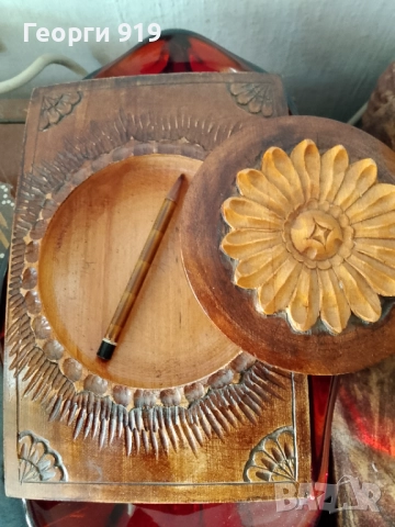 Дървена кутия , снимка 3 - Антикварни и старинни предмети - 52533917