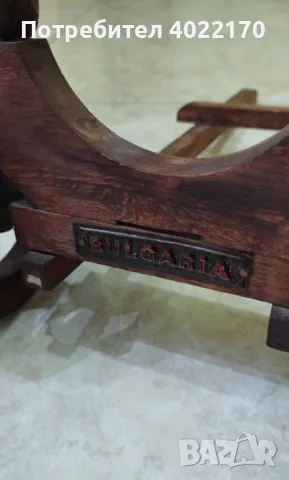 Махагонова поставка за бутилка с вино, снимка 5 - Други ценни предмети - 49725183