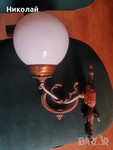 Продавам бронзов стенен аплик красота и изящество , снимка 2 - Лампи за стена - 50179388