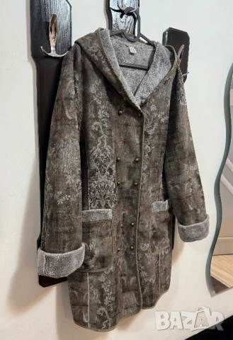 Луксозно дамско манто, снимка 3 - Палта, манта - 53483602
