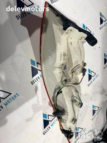 270501AH4 стоп, ляв от Skoda SuperB 2.0 TDI 170 кс., 4x4, 6ск., двигател CFG B, 115 000 км., 2011 г., снимка 4 - Части - 53482770