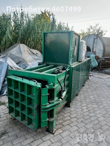 Poluavtomatichna presa za balirane na karton, pet butilki, naĭlon., снимка 2 - Други машини и части - 51885004