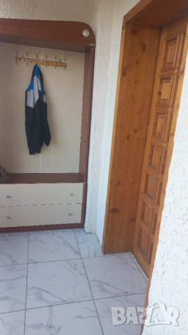 От собственик 2 парцела с ремонтирана къща! Заедно или отделно!, снимка 10 - Къщи - 49743685