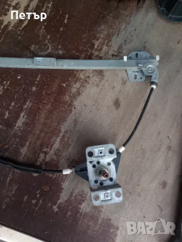 Преден ляв стъклоповдигач фолцваген транспортер Т4 , снимка 2 - Части - 49486268