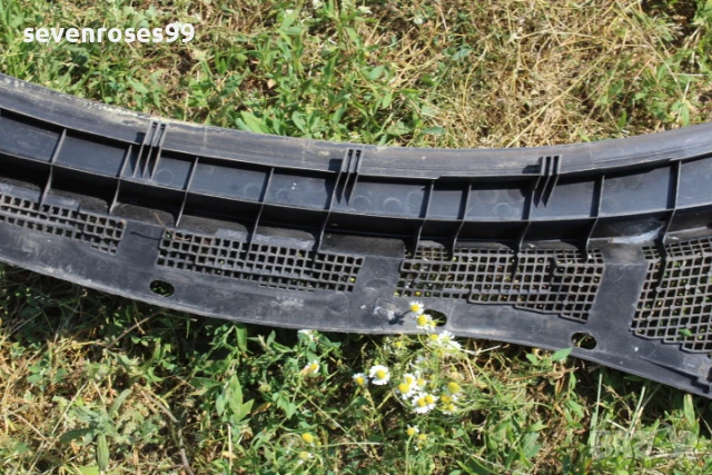 Кора под чистачки дясна Мазда 3 2008 2.3i 158hp Mazda 3 седан, снимка 7 - Части - 50661606