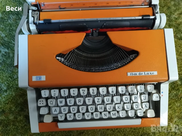 Пишеща машина, латиница, ГДР, 1976 г., снимка 2 - Антикварни и старинни предмети - 51026278