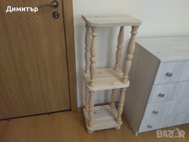 Дървена етажерка със струговани орнаменти ( НАТУРАЛНА ) !, снимка 2 - Етажерки - 53581303