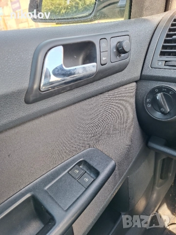 Продавам VW Polo 1.4 2007г, снимка 11 - Автомобили и джипове - 52310517