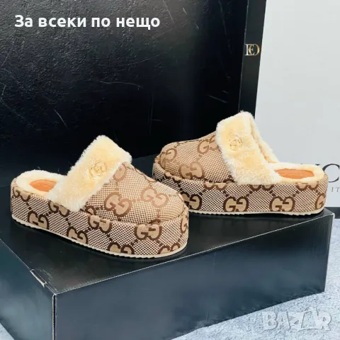 Дамски чехли Gucci Код D935, снимка 3 - Чехли - 47317070