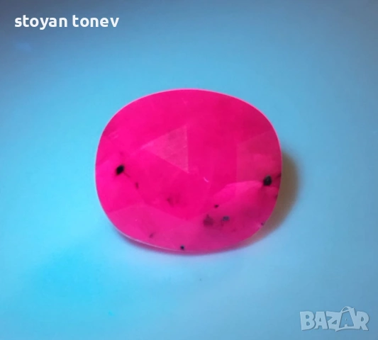 Голям ненагряван рубин 11.30кт.! Сертифициран! Нов!, снимка 9 - Други - 53383757