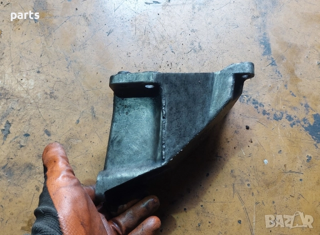 Лапа Двигател 1.9TDI VW Пасат 5 (2) - Ауди А4 Б5 - A3 8L - Сеат - Шкода - 8D0199307, снимка 6 - Части - 51540526