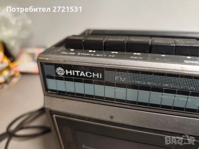 Радио касетофон Hitachi TRK-510e, снимка 5 - Радиокасетофони, транзистори - 53405446