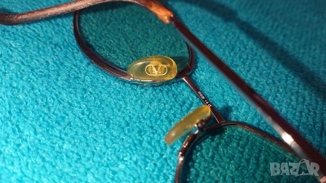 Оригинални очила - Valentino, снимка 3 - Слънчеви и диоптрични очила - 37896182