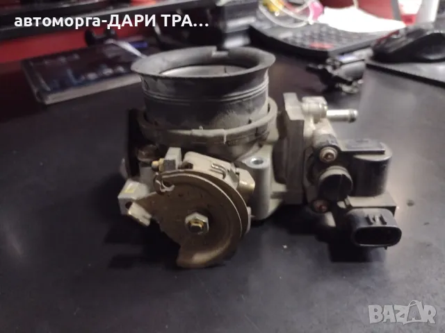 Дросел за Хонда Сивик 7 1.6 i, снимка 2 - Части - 47777447