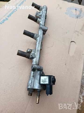 Горивна рейка с два датчика от Алфа 156SW 2.0JTS 166hp 2004г., снимка 5 - Части - 53392686