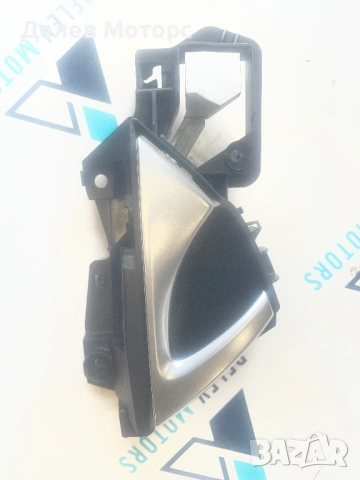 9673213677, 9688503477 дръжка предна лява, вътрешна от Citroen DS5 2.0 BlueHDi 180 кс., двигател AHW