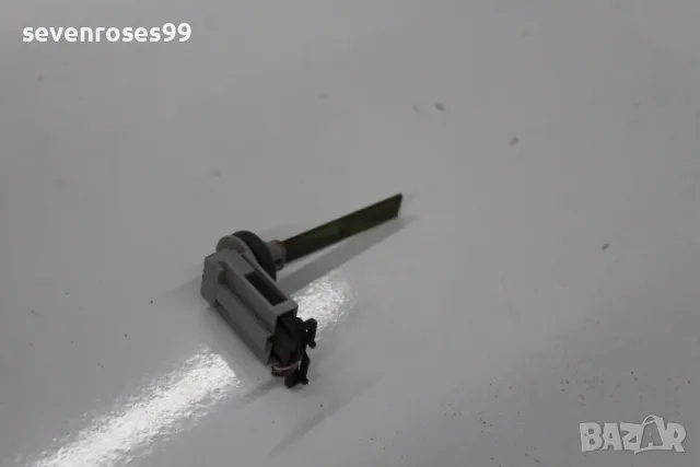 Датчик температура Фолксваген Голф 6 VW Golf 6 4врати хечбек 4B0820539, снимка 3 - Части - 48709852