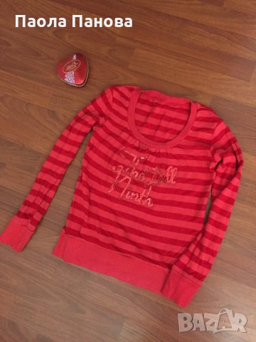 Дамска червена блуза с дълъг ръкав и пайети, снимка 1 - Блузи с дълъг ръкав и пуловери - 26799589