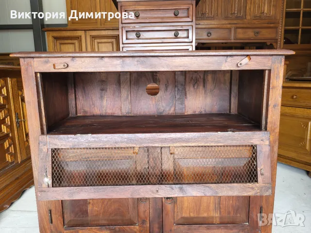 Старинен ТВ шкаф, снимка 6 - Шкафове - 47676022