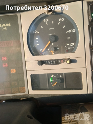 Продава се самосвал с кран , снимка 9 - Камиони - 52499318