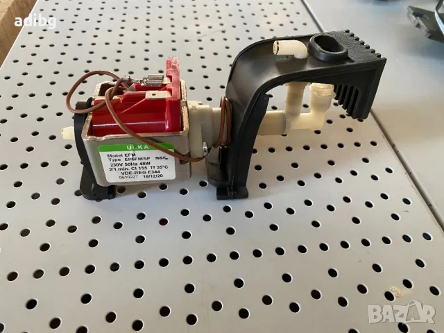 Помпа с Клапан - Delonghi Magnifica ECO ESAM, снимка 3 - Кафемашини - 50368375
