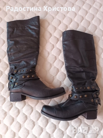Продавам боти и ботуши. , снимка 16 - Дамски боти - 52349532