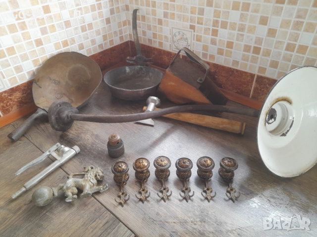 Битови за механата.