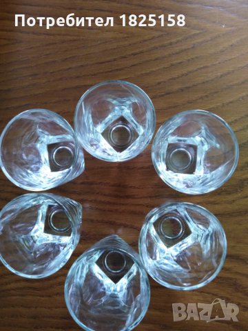Стъклени чаши 6 бр. с обща цена.
