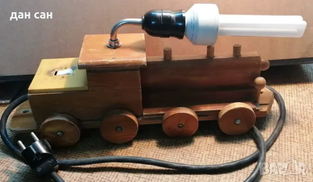 Стийм Пънк ретро Локомотив лампа дървен, снимка 3 - Настолни лампи - 47627567