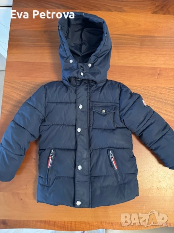 Moncler детско яке пухенка 3-4 г.104см.