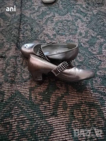 разни обувки, снимка 4 - Детски обувки - 28981466