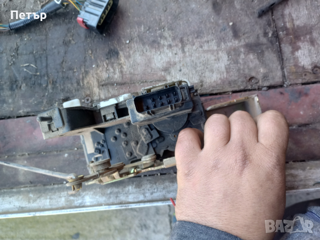 Брава задна дясна врата Форд транзит 2000-2014г, снимка 2 - Части - 44884052