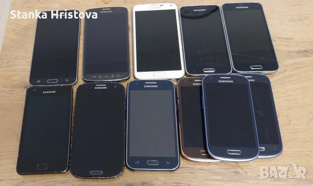 Смард телефони за части. 