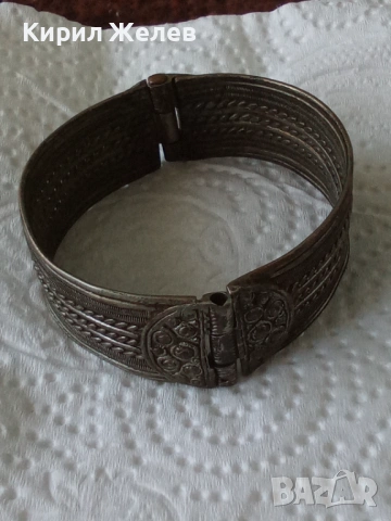 Антична българска народна  сребърна гривна сачан от периода на възраждането 