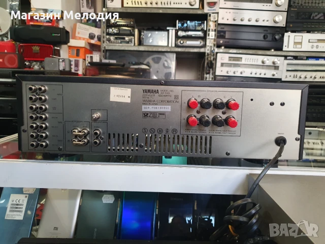 Усилвател Yamaha  AX-530 Black Две по 110 вата на 4 ома. В перфектно техническо и много добро визуал, снимка 8 - Ресийвъри, усилватели, смесителни пултове - 51193174