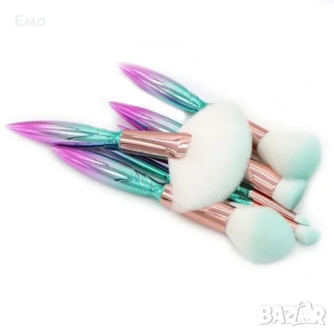 Промоция: Комплект "Еднорог" от 7 разноцветни четки за грим HZS91, снимка 12 - Козметика за лице - 47916959