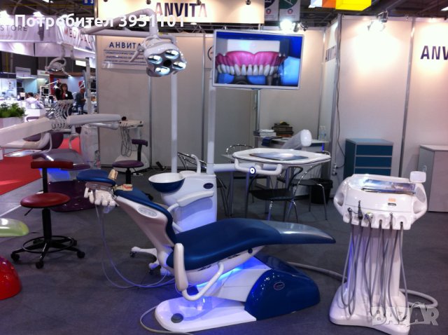 Дентални LED осветителни тела с рамена G.COMM Srl. Италия, снимка 14 - Стоматология - 43893243