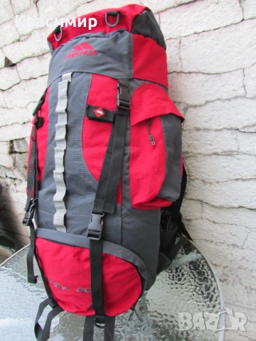 Туристическа раница Trespass Trek 66L, снимка 5 - Спортна екипировка - 53115086