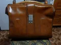 Кожена чанта тип куфар , снимка 1