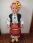 Продавам Детска кукла в народна носия, снимка 1 - Ръчно изработени сувенири - 27105825