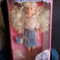 Ретро колекционерска кукла тип Барби Betty Teen Jean's Collection, снимка 2 - Колекции - 44027221