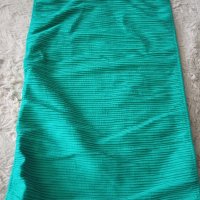 Зелена ластична рокля, снимка 1 - Рокли - 43644058