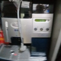 Kaфе машина, снимка 2 - Кафемашини - 33682109