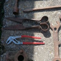 Сет стари ковани инструменти , снимка 5 - Селскостопанска техника - 38159026