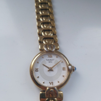 Дамски часовник Tissot g226/326, снимка 1 - Дамски - 44925742