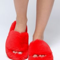Дамски зимни чехли с пух в червено , снимка 4 - Пантофи - 35490324