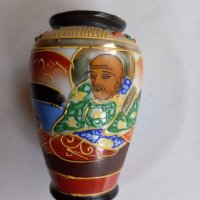 Старинна ваза японски порцелан Сацума,ръчно рисувана с 24 карата златно покритие , снимка 3 - Декорация за дома - 40508387
